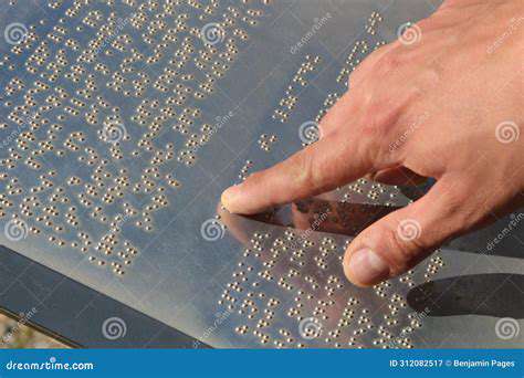How Hands Help in Navigating Blindness